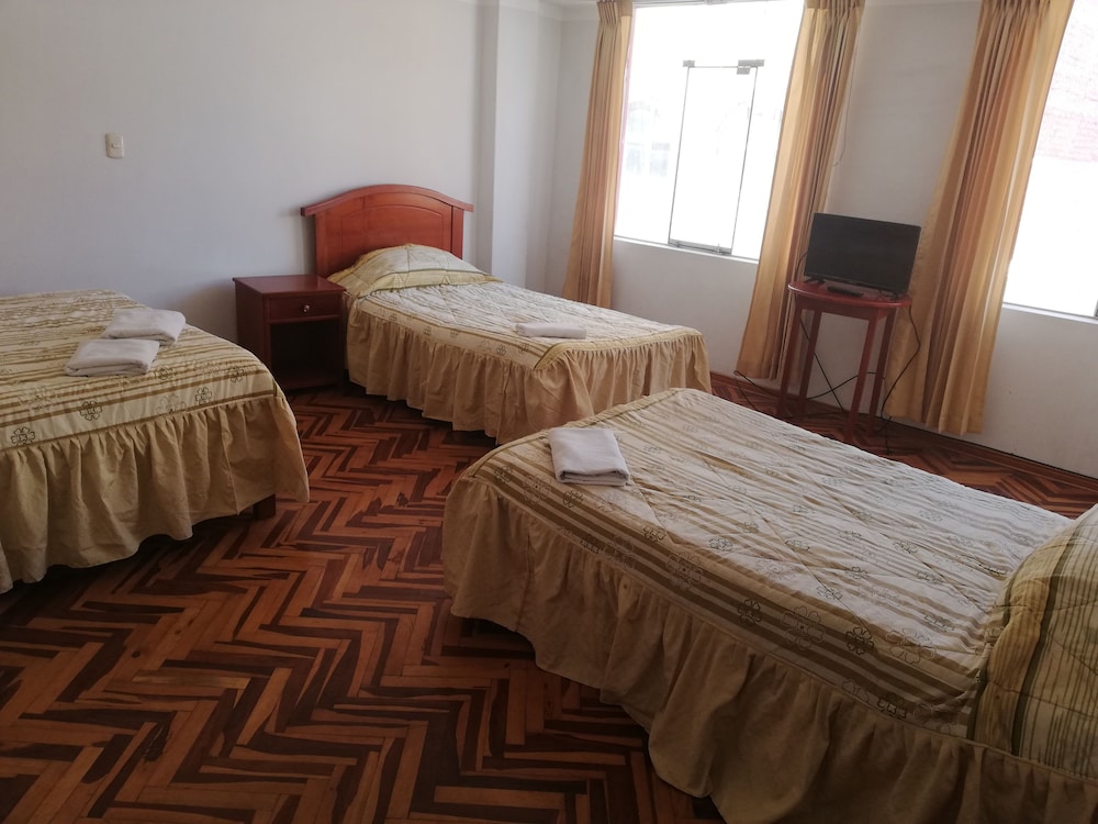 Standard Quadruple Room, 1 Bedroom, Non Smoking, Private Bathroom photo 1