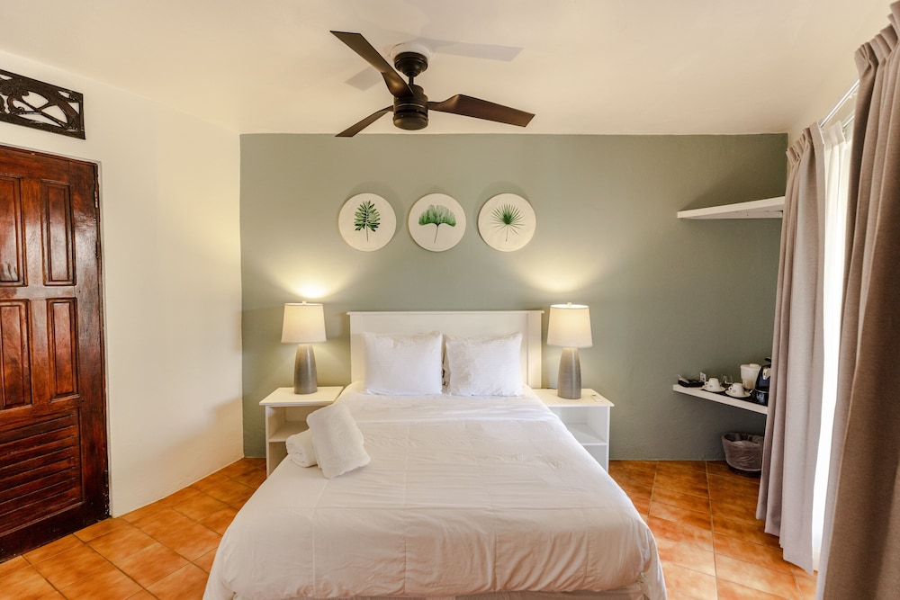 Standard Room - Photo 1