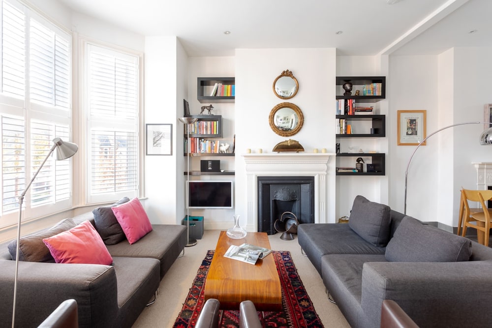 Apartment photo 1