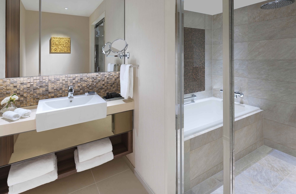 Executive Room, 3 Bedrooms thumbnail 6