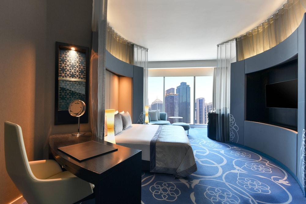 Deluxe Room, 1 King Bed, City View - Photo 5