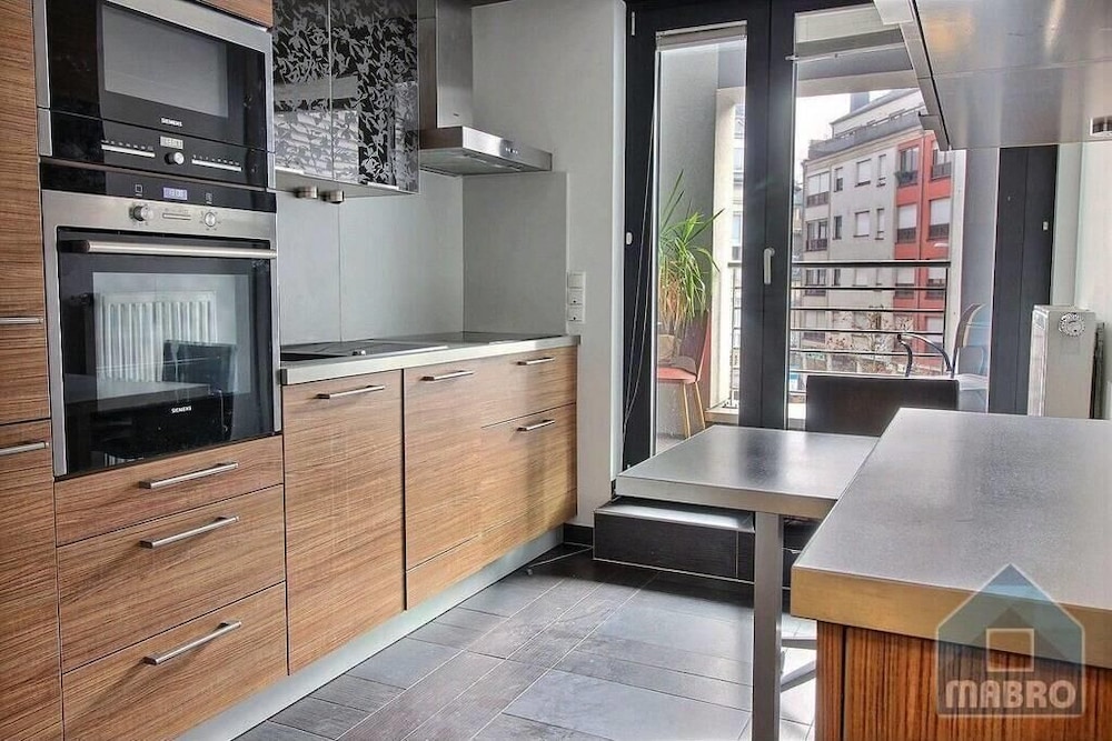 Luxury Apartment, 2 Bedrooms, Terrace photo 3