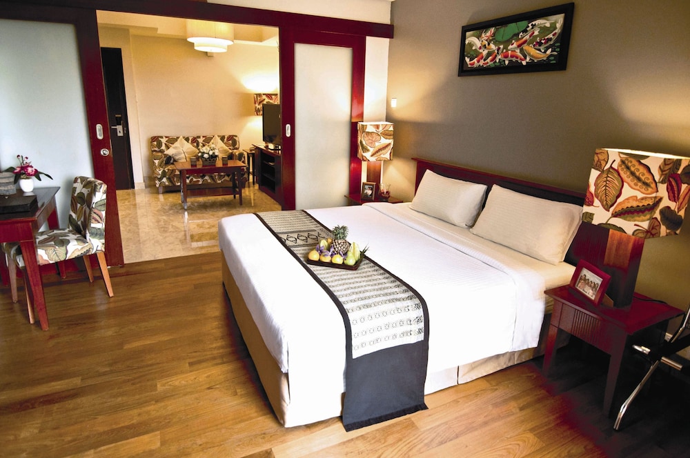 One Bedroom Suite photo 3