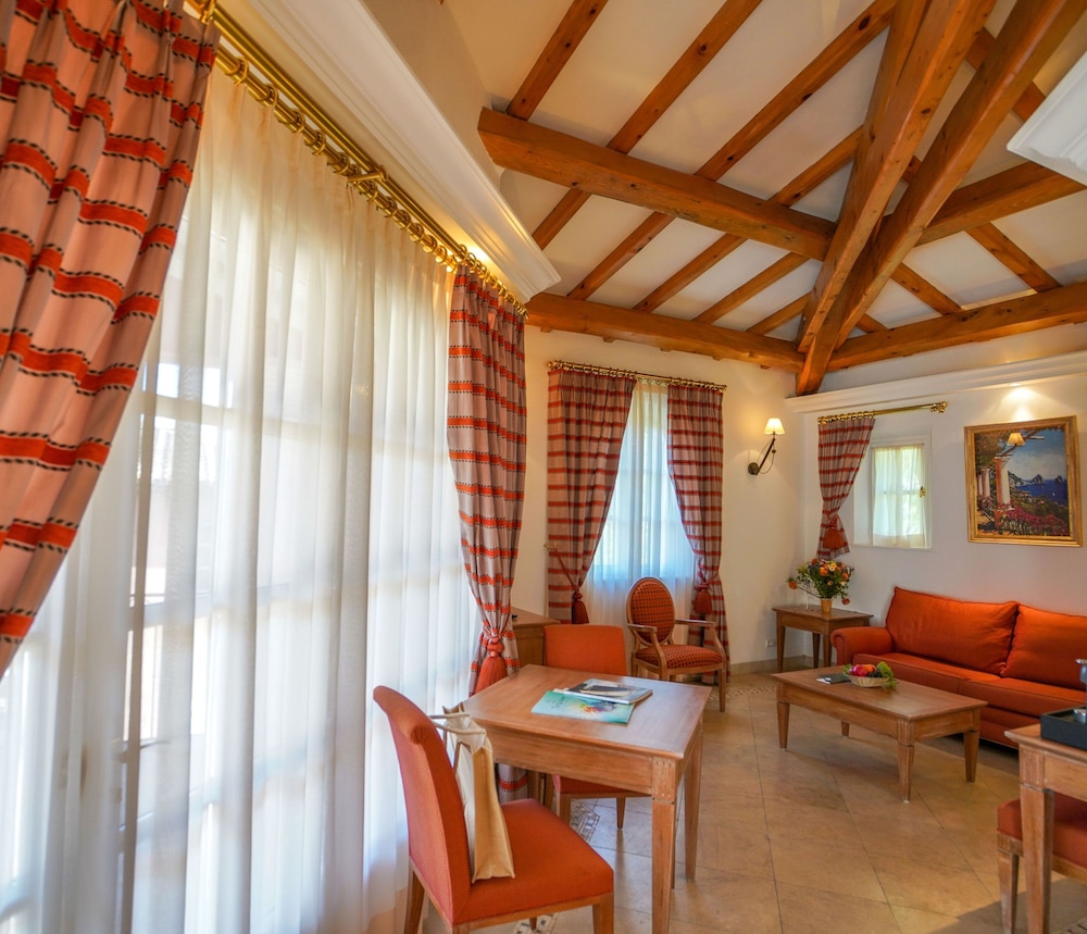 Suite, Balcony (Topaze) - Photo 9