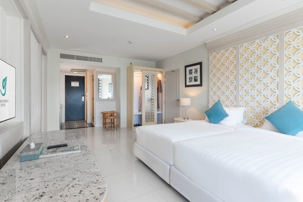2 Bedroom Suite - Photo 12