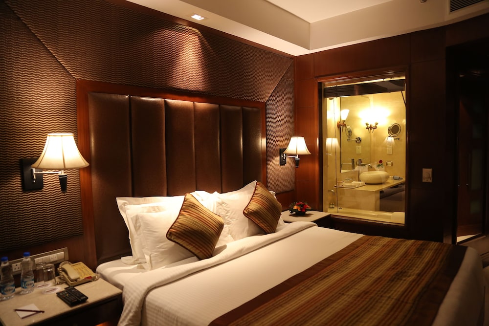 Executive Room - Photo 5