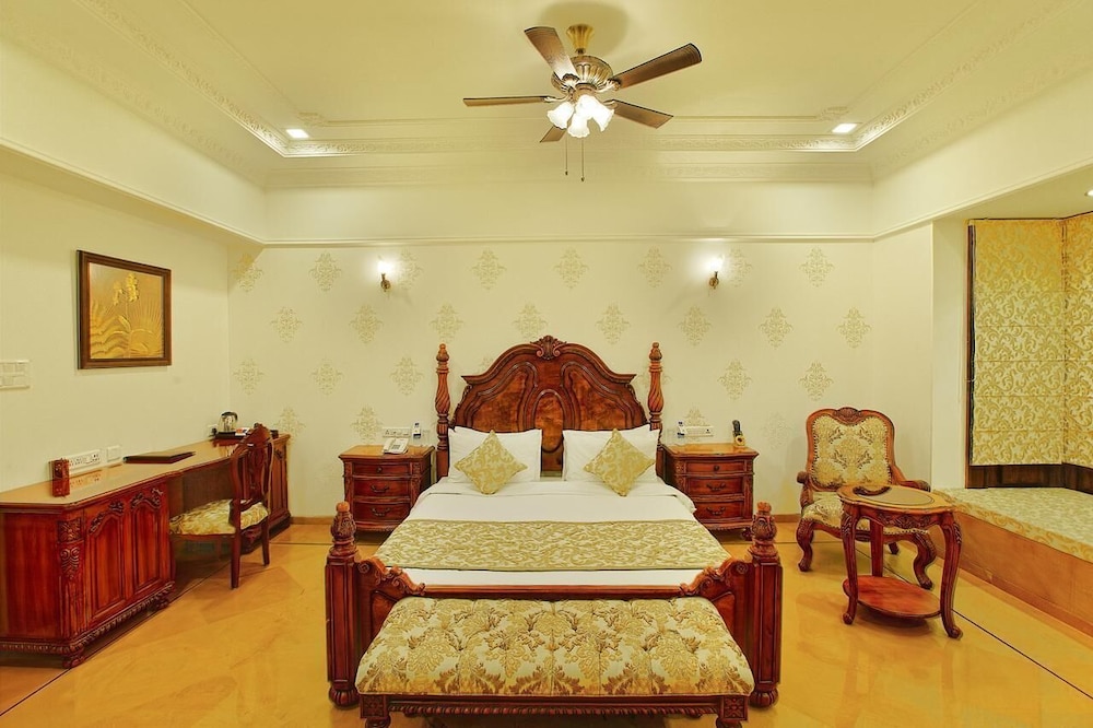 Palace Suite