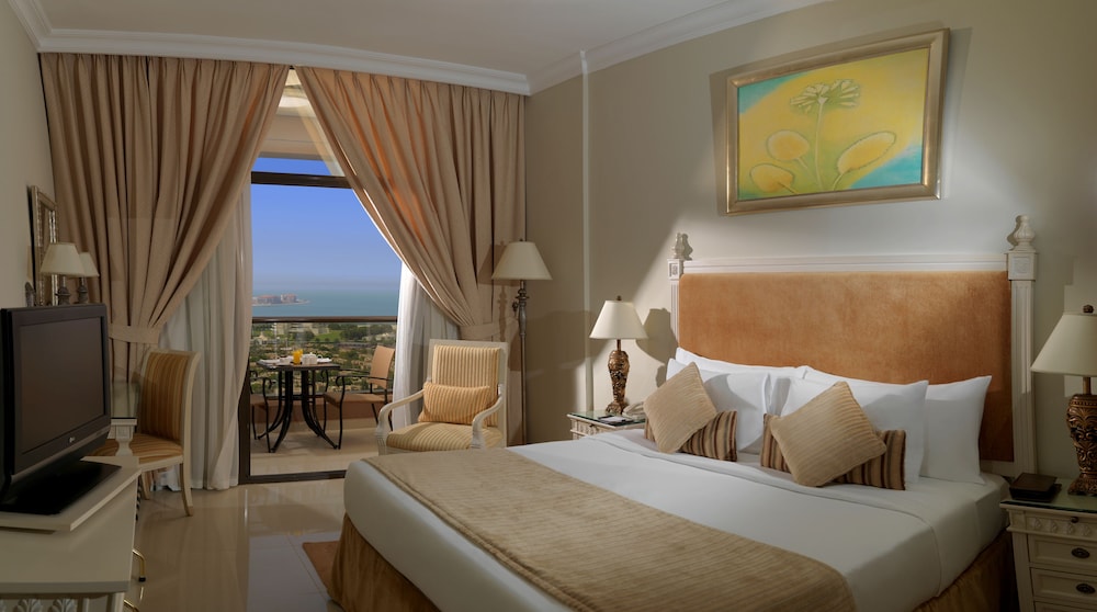 Two Bedroom Apartment with Sea View photo 2