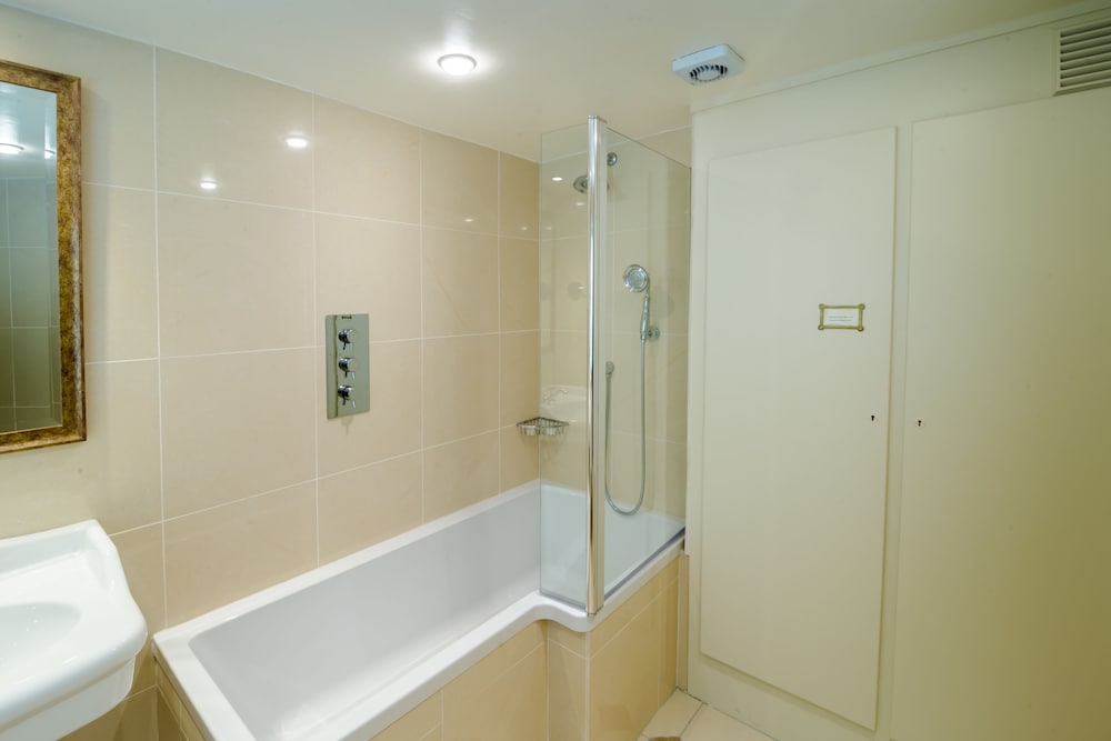 Large Cottage Room - Photo 6
