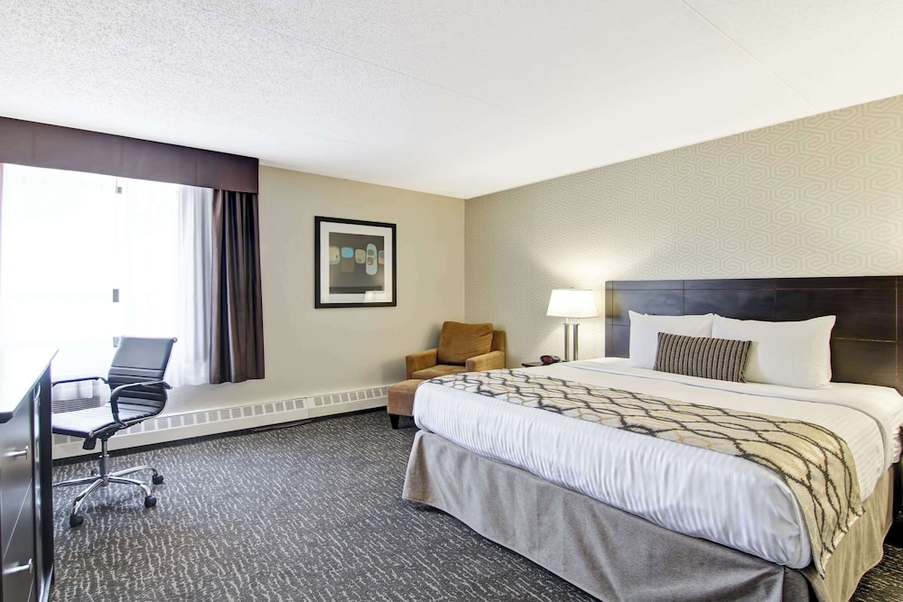 Suite, 1 Queen Bed, Non Smoking - Photo 4