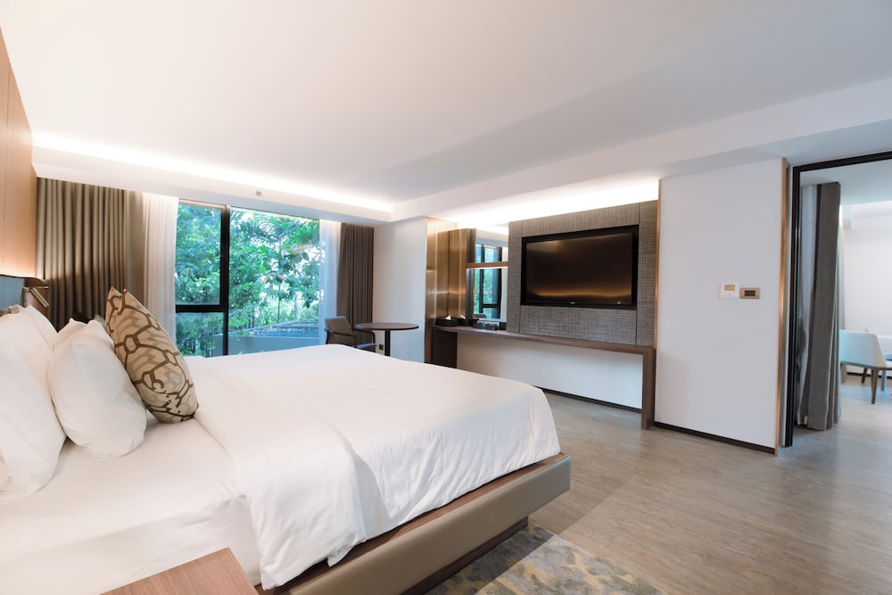 One Bedroom Executive