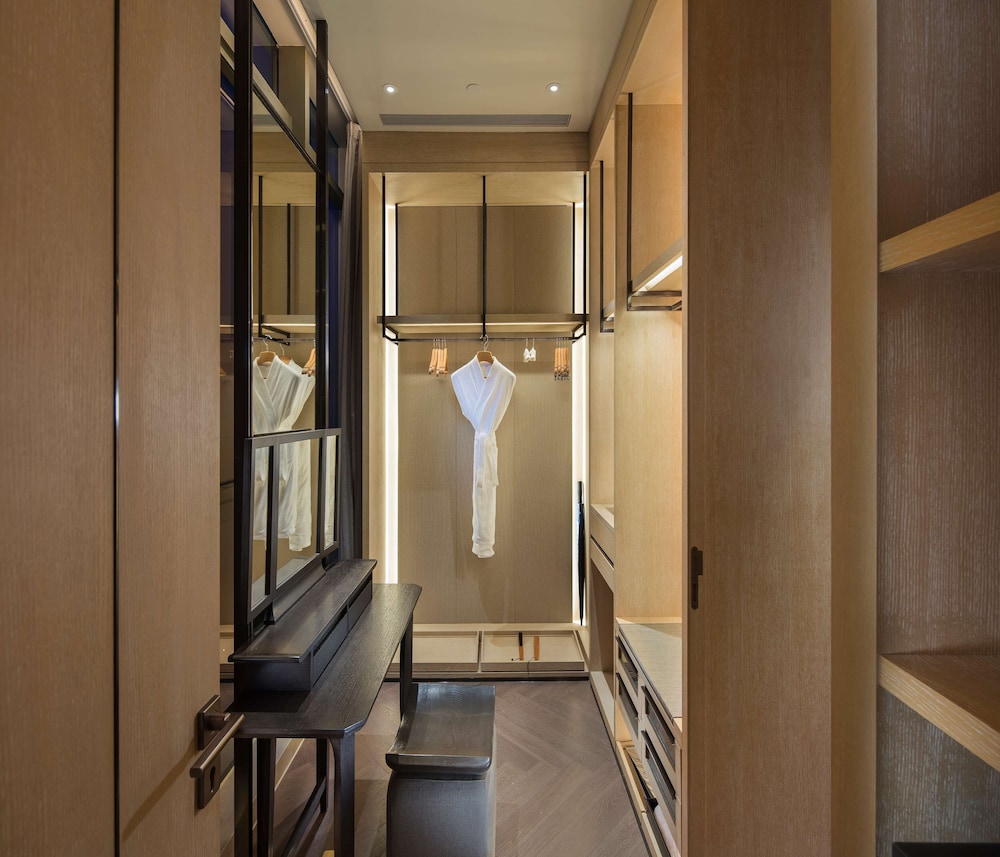 Two Bedroom Penthouse Nanhai Wing
