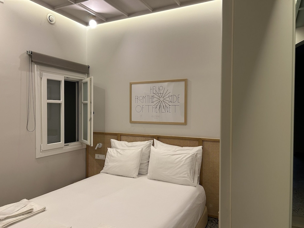 Basic Double Room photo 2