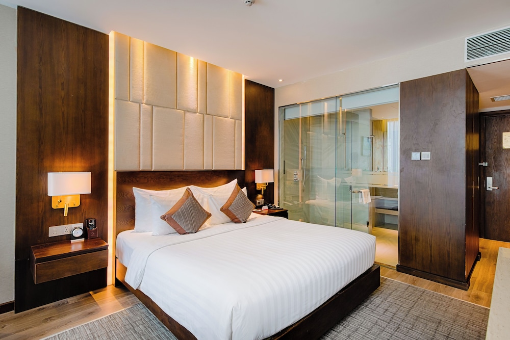 Deluxe Double Room, City View photo 2