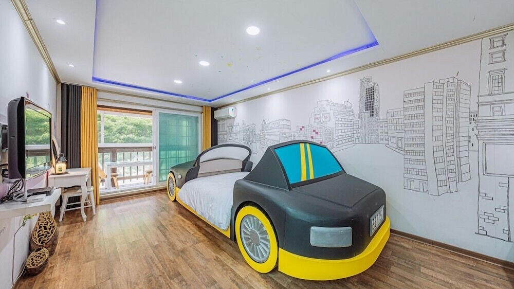 Room (Luxury)
