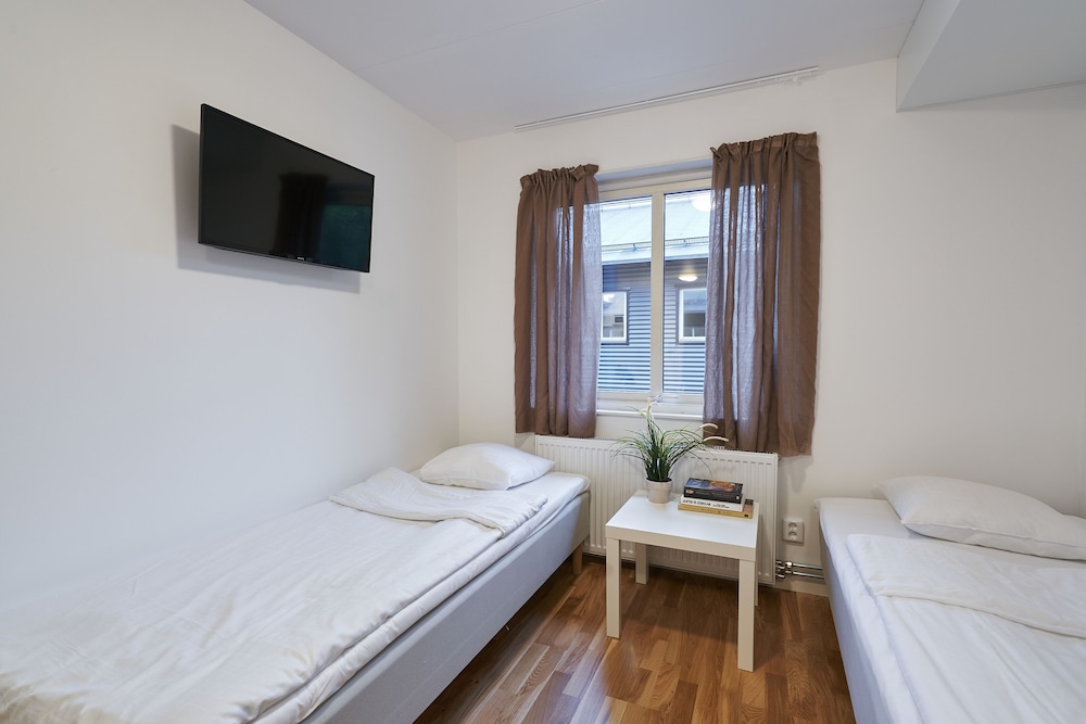 Studio, 2 Twin Beds photo 2