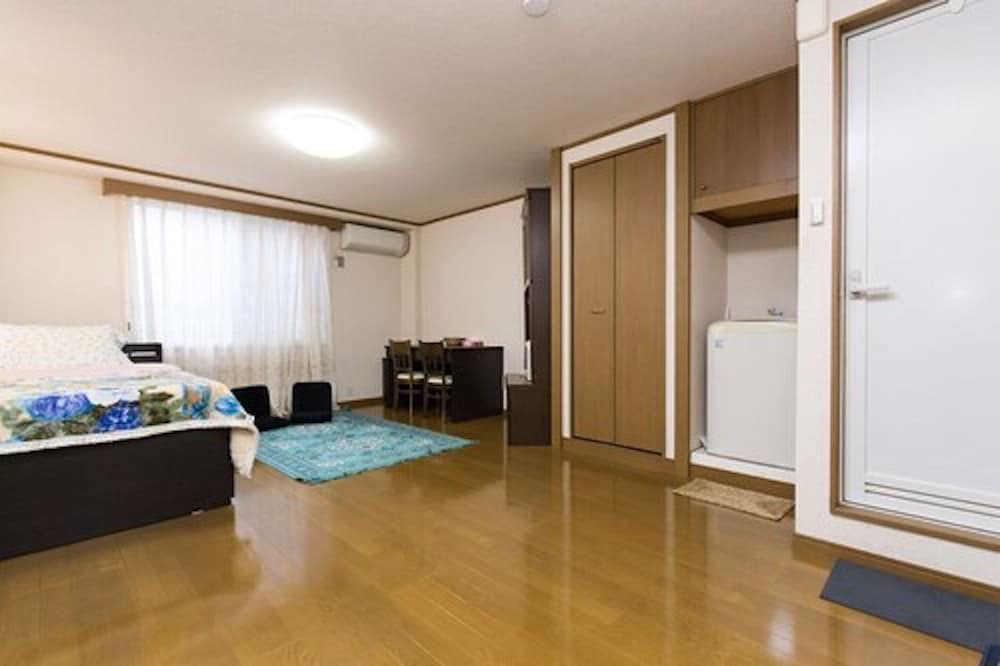 Studio Apartment photo 2