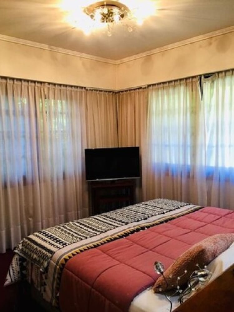 Deluxe Suite, 1 King Bed photo 2