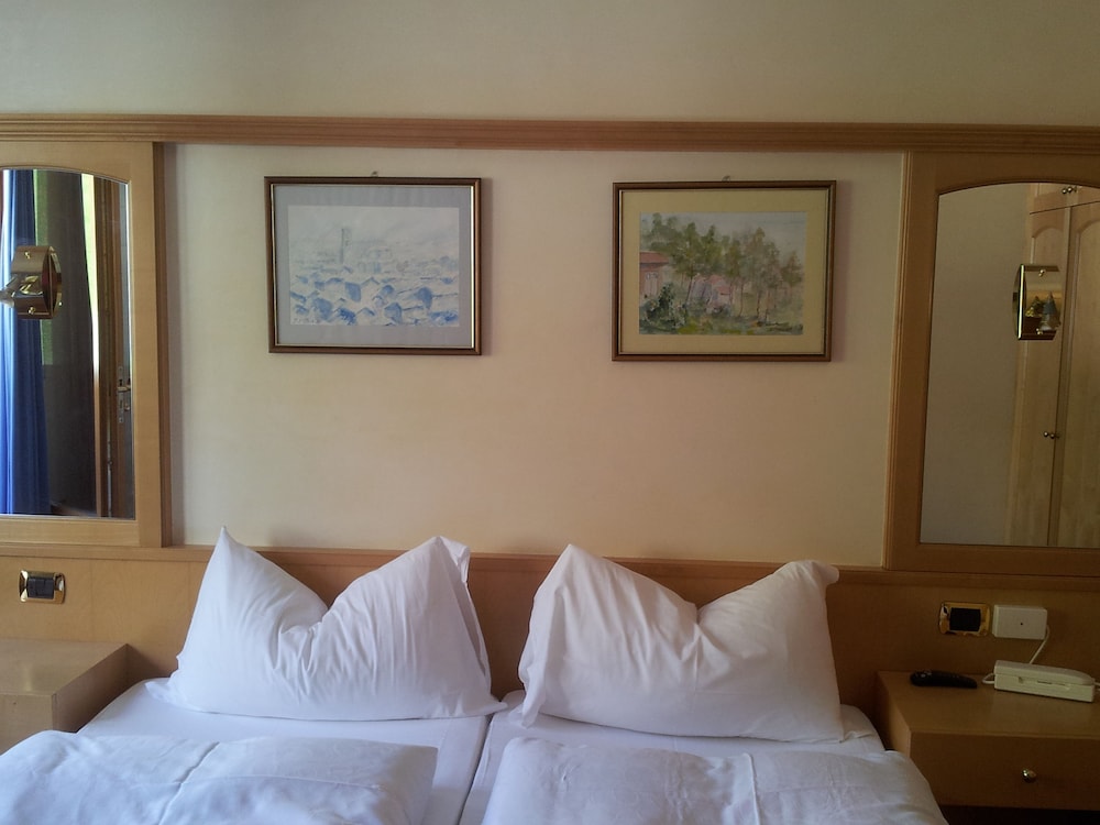 Triple Room, Connecting Rooms photo 1