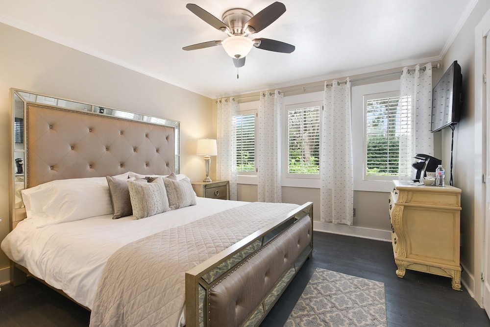 Executive Room, 1 King Bed (Louisiana) photo 1