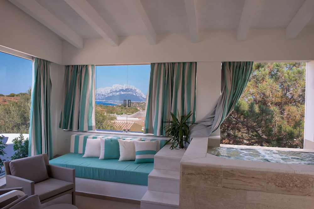 Junior Studio Suite, 1 Bedroom, Hot Tub, Sea View - Photo 1