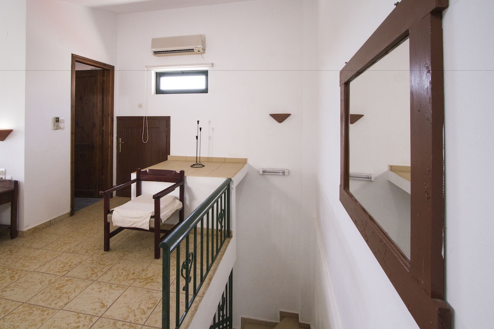 Family Apartment, Sea View (2 Bedrooms) photo 2