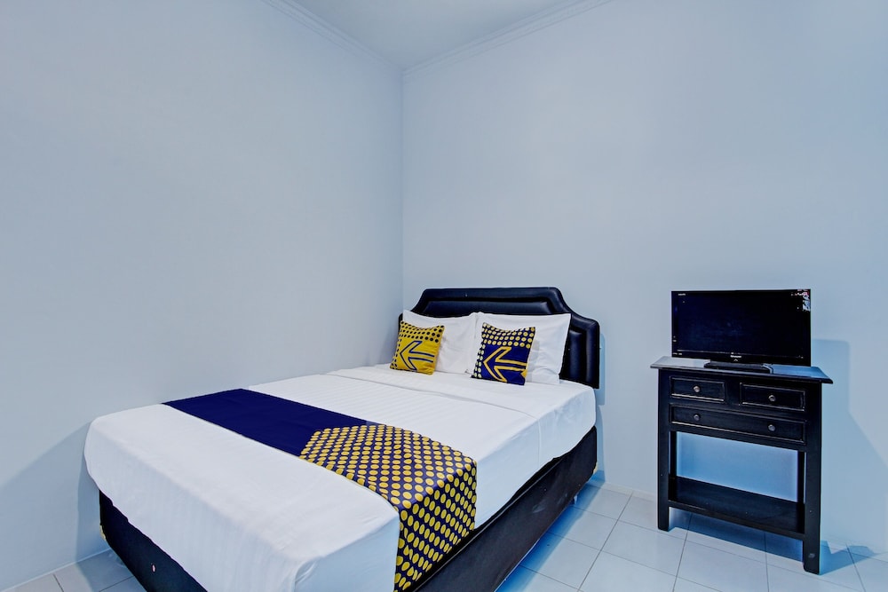 Economy Double Room photo 2