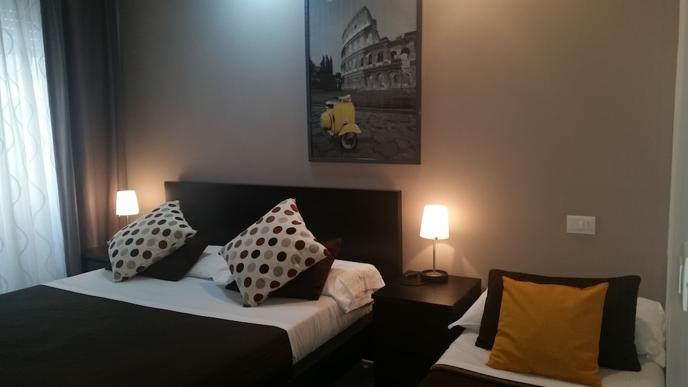 Double room with extra bed photo 1