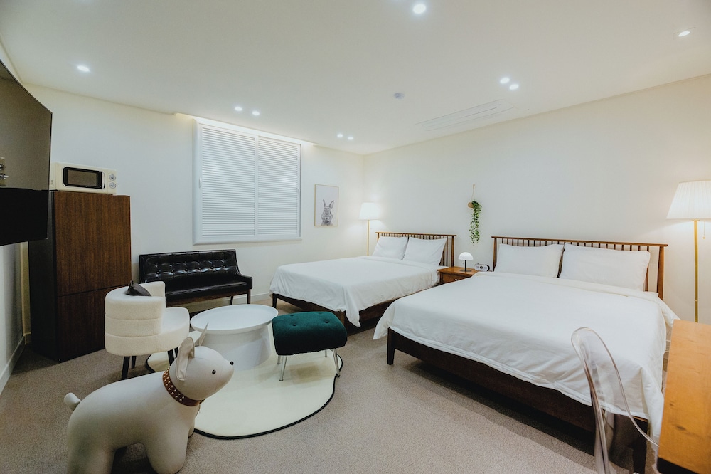 Superior Double Room, 2 Queen Beds