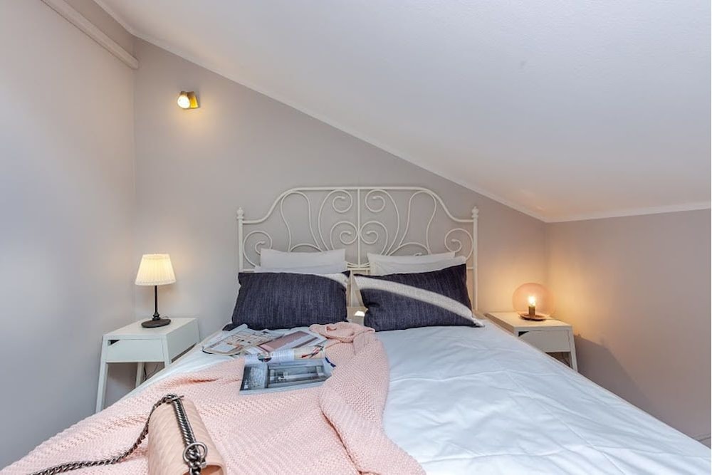 Comfort Studio, 1 Double Bed with Sofa bed, City View (Lota), photo 6