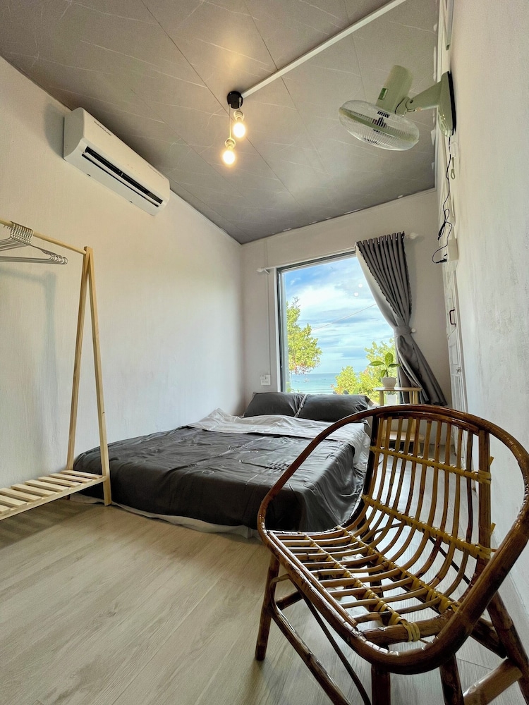 Double Room Single Use, 1 Double Bed, Sea View photo 1