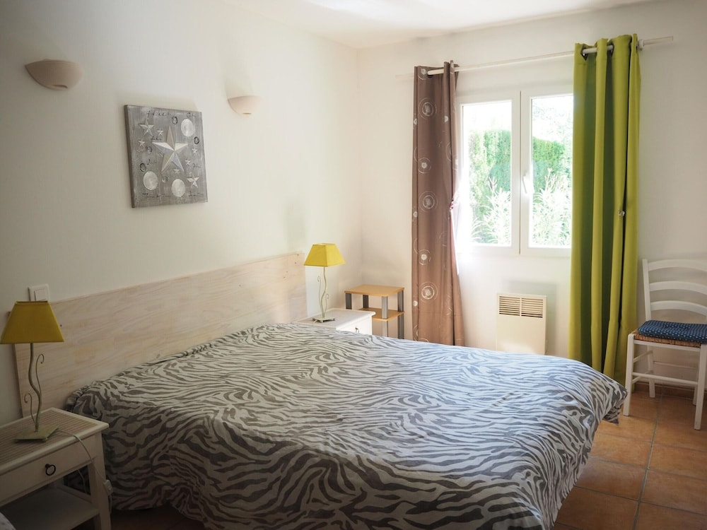 Classic House, 4 Bedrooms photo 1