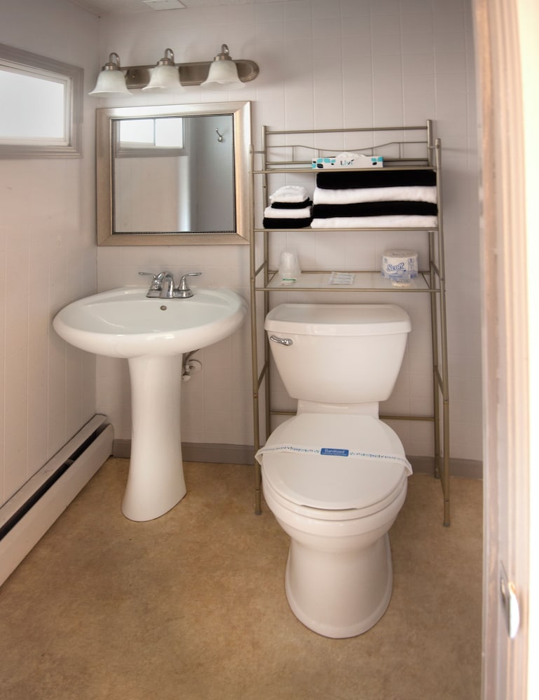 Standard Room, 1 Double Bed, Non Smoking (Standard 1 Bed) - Photo 4