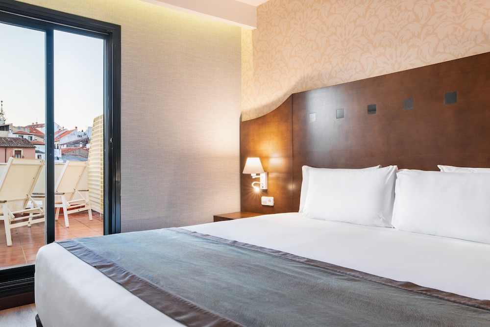 Double Room - Photo 5