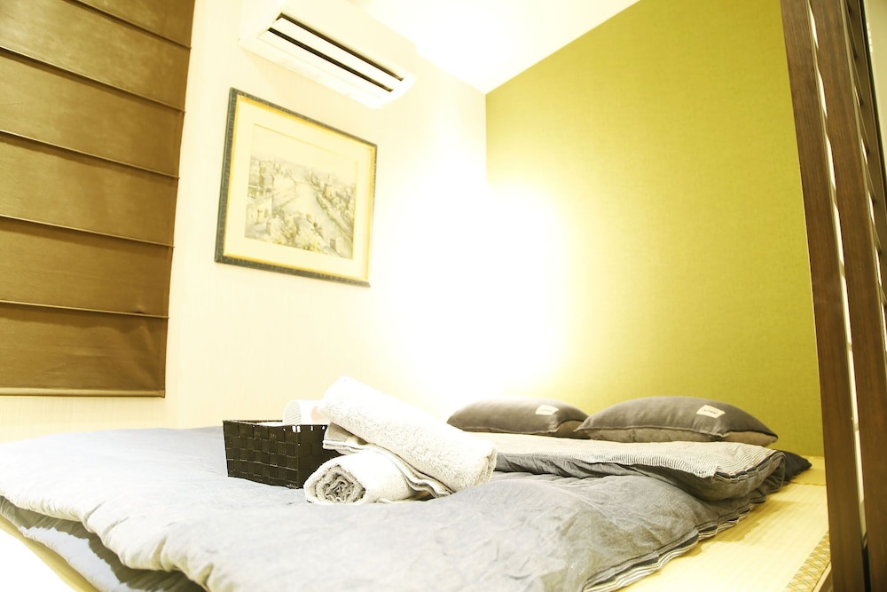 House, 2 Bedrooms photo 3