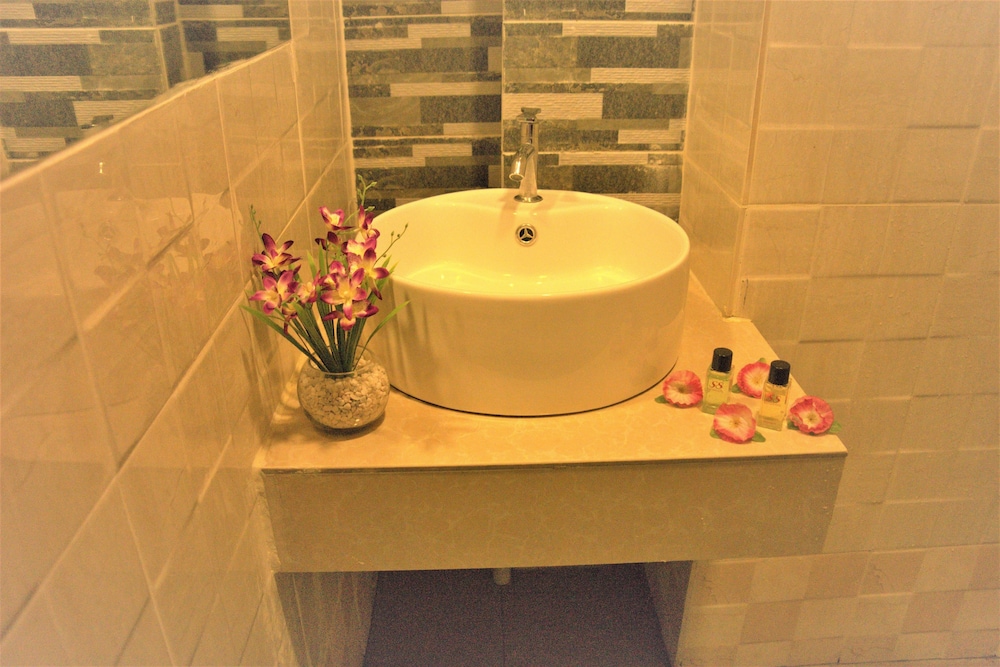 Family Room, Balcony photo 2
