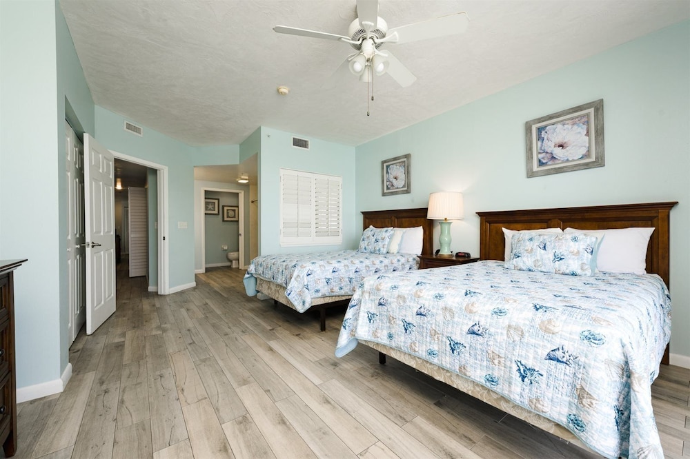 Condo (Unit 1101)