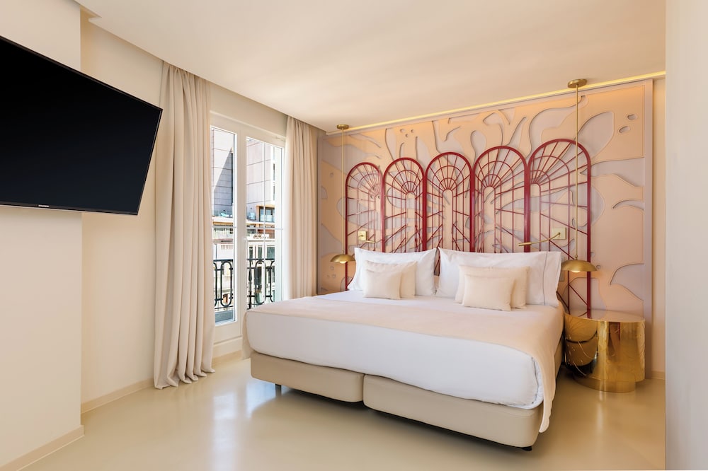 Suite (Gran Via view) - Photo 1