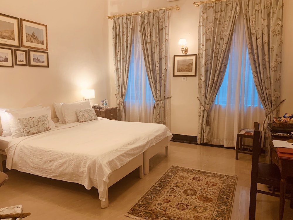 Deluxe Double or Twin Room - Photo 7
