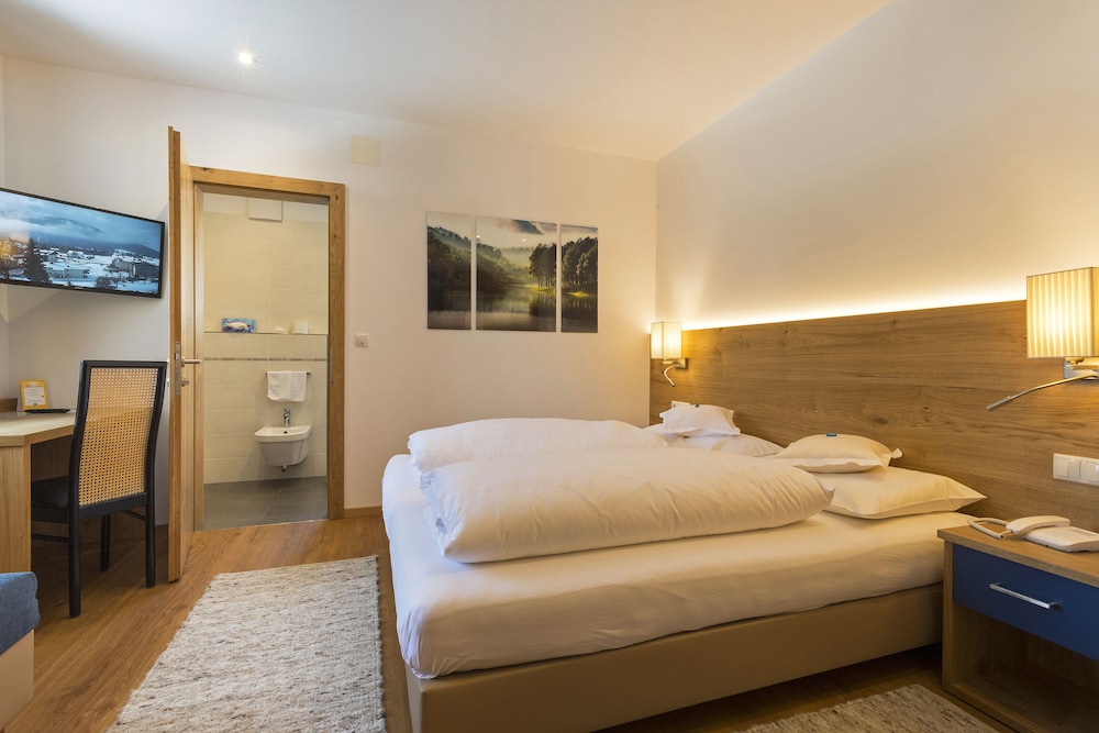 Superior Double Room photo 2