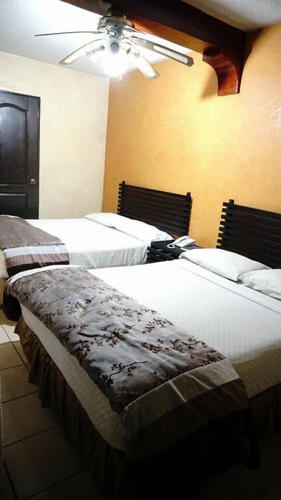 Standard Triple Room, Multiple Beds