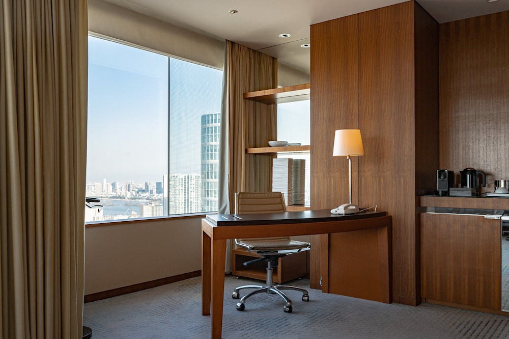 One Bedroom Suite (Non Smoking)