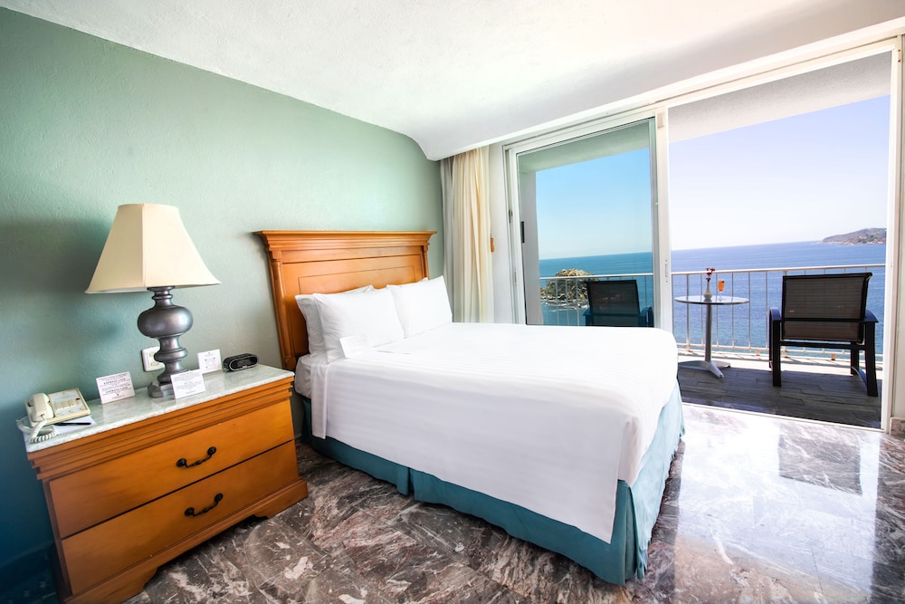 Superior Queen with ocean view - Photo 1