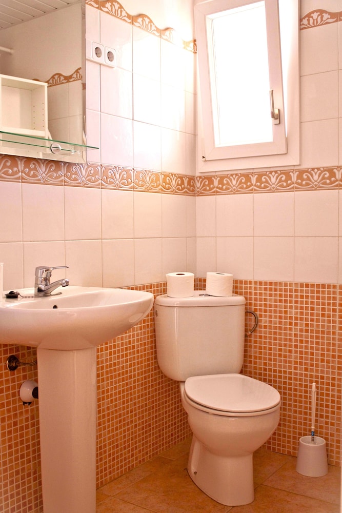 Standard Triple Room, Terrace photo 2