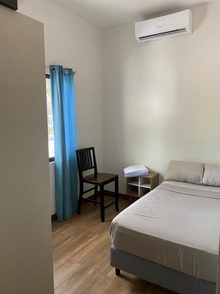 Basic Apartment photo 1