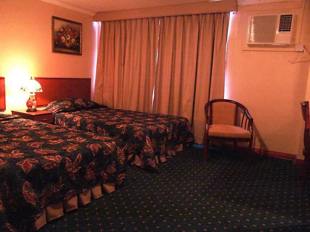 Standard Double or Twin Room, 2 Double Beds, Non Smoking photo 2