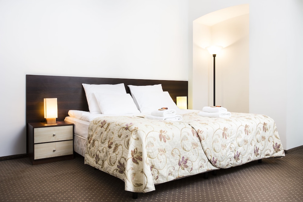 Classic Double or Twin Room - Photo 2