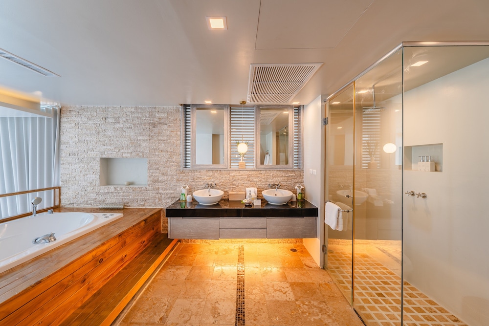 2 BR Ocean View Residence - Photo 3