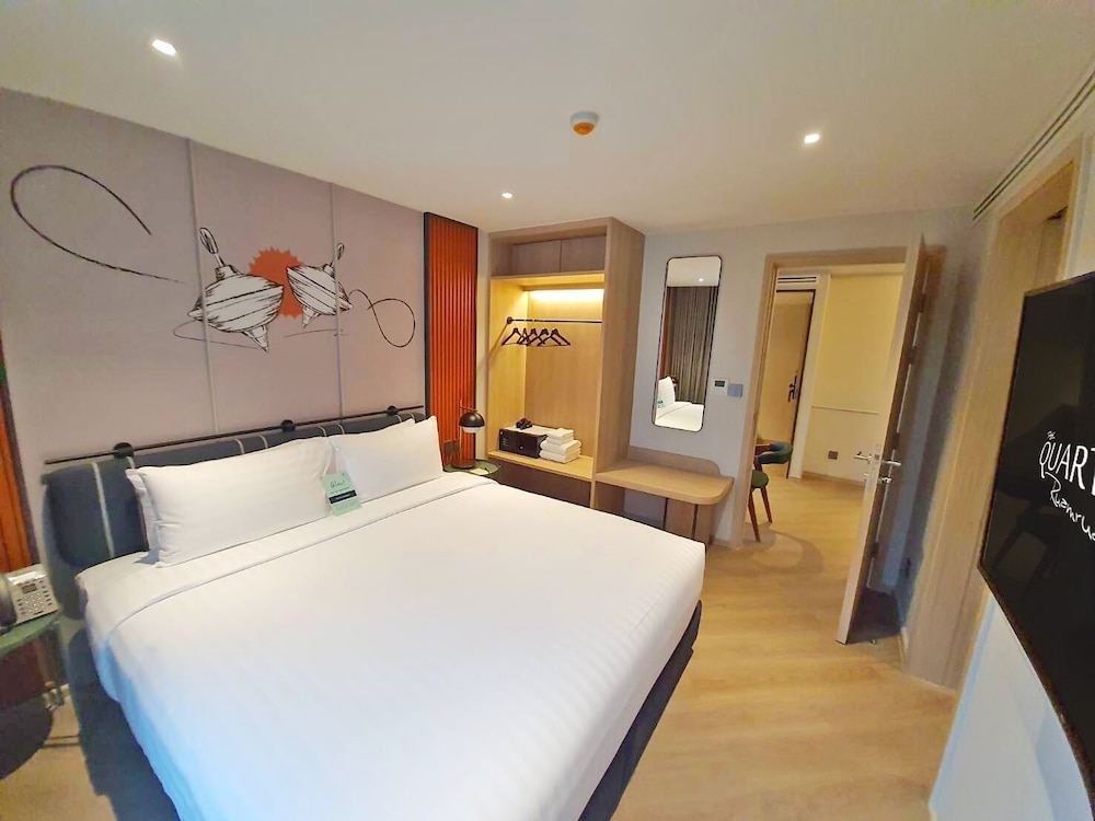 Suite, 2 Bedrooms photo 2