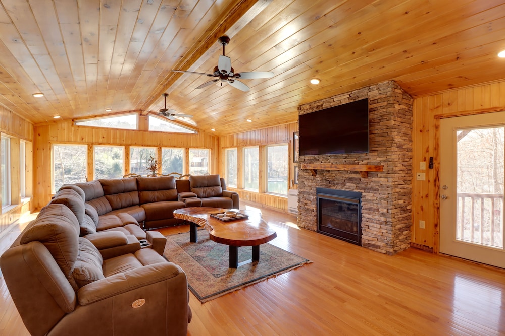 House (4 Bedrooms) photo 2